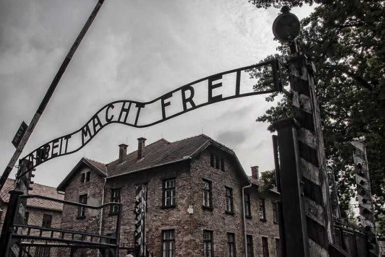 l'ingresso ad Auschwitz