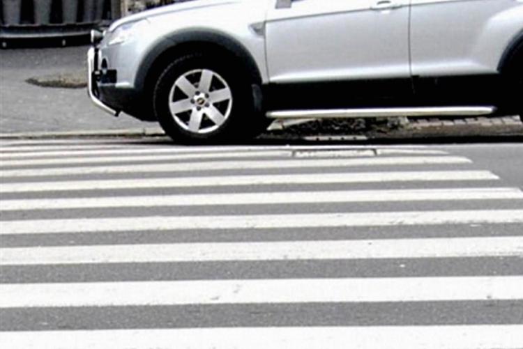 Immagine di un'auto in divieto