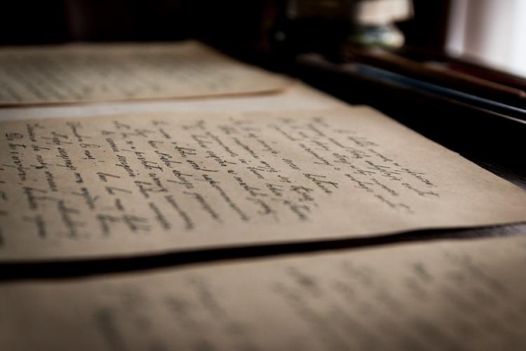 immagine di vecchie lettere